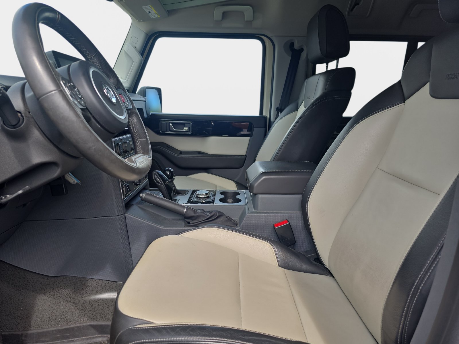 Used 2024 INEOS Grenadier Station Wagon AWD/4WD image 18