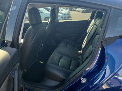 Used 2021 Tesla Model 3 Standard Range Plus image 15