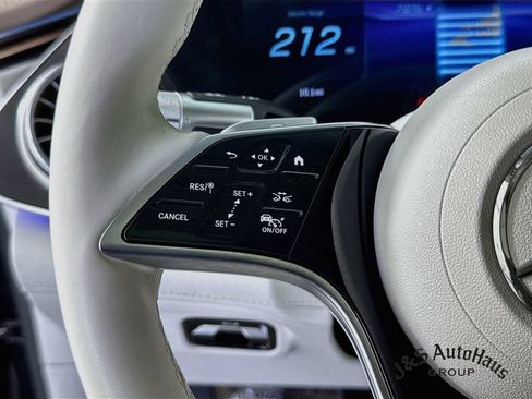 Used 2023 Mercedes-Benz EQS 580 4MATIC Sedan image 13