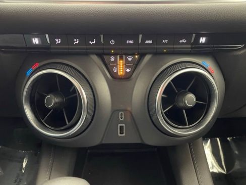 Certified 2022 Chevrolet Blazer LT w/ Midnight/Sport Edition image 5