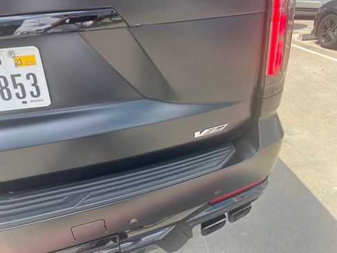 Used 2025 Cadillac Escalade V AWD/4WD image 4