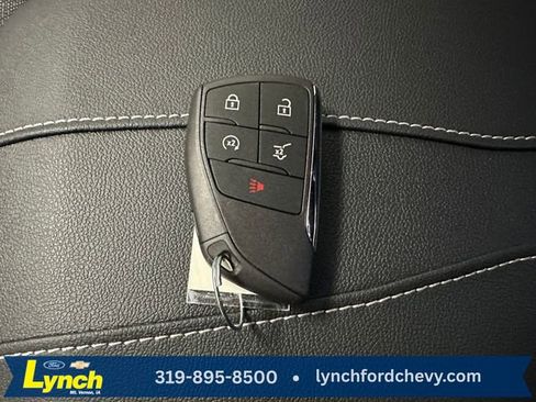 New 2026 Chevrolet Traverse LT w/ Driver Confidence Package AWD/4WD image 16