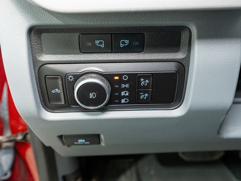 Used 2023 Ford F250 XLT w/ 360-Degree Camera Package image 33