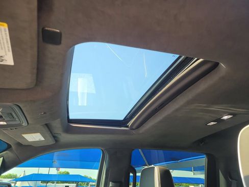 Used 2025 GMC Sierra 2500 AT4X AWD/4WD image 25