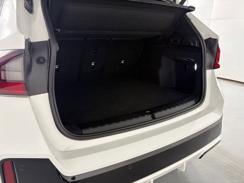 Used 2023 BMW X1 xDrive28i w/ Premium Package image 36