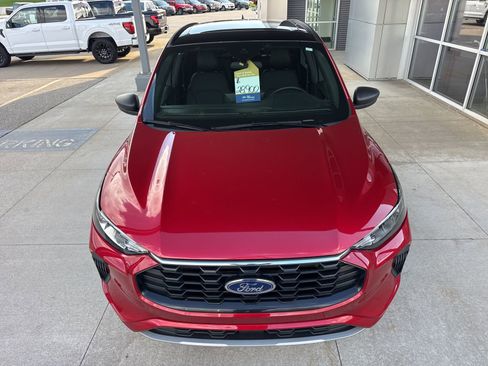 Certified 2024 Ford Escape ST-Line w/ Tech Pack #1 AWD/4WD image 12