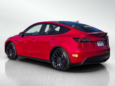 Used 2022 Tesla Model Y Performance image 6