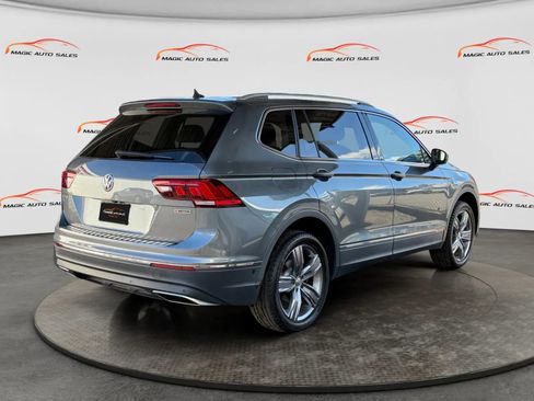 Used 2020 Volkswagen Tiguan SEL image 8