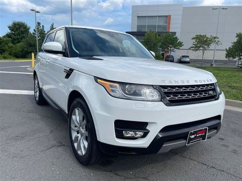 Used 2016 Land Rover Range Rover Sport SE AWD/4WD image 18