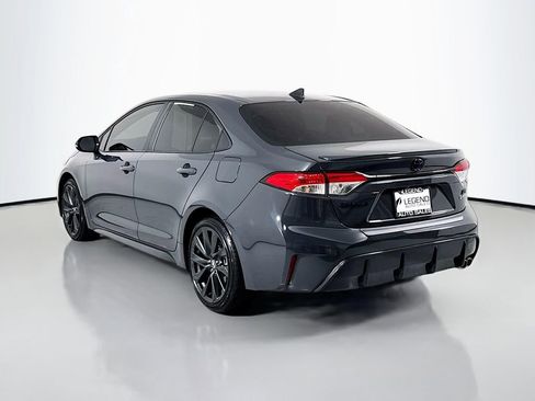 Used 2025 Toyota Corolla SE w/ SE Premium Package FWD image 8