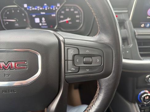 Used 2021 GMC Yukon AT4 w/ AT4 Premium Package AWD/4WD image 31