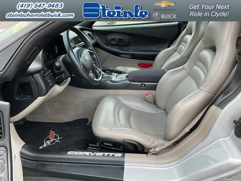 Used 1998 Chevrolet Corvette Convertible w/ Memory Pkg image 18