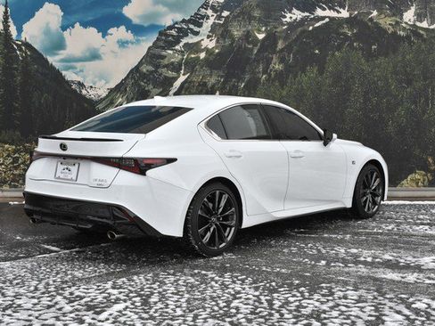 Used 2022 Lexus IS 350 F Sport image 3