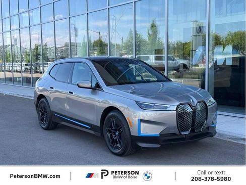 Used 2024 BMW iX xDrive50 w/ Convenience Package AWD/4WD image 7