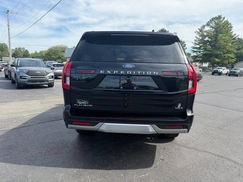 Used 2025 Ford Expedition Max Platinum w/ Platinum Ultimate Package AWD/4WD image 13
