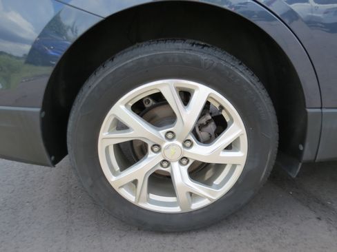 Used 2019 Chevrolet Equinox LT FWD image 9