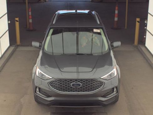 Used 2023 Ford Edge SEL w/ Convenience Package image 3
