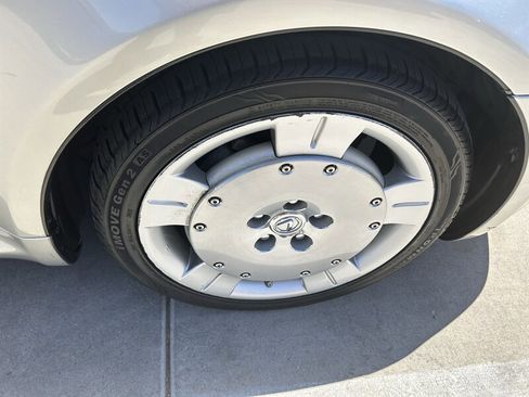 Used 2002 Lexus SC 430 Convertible RWD image 25
