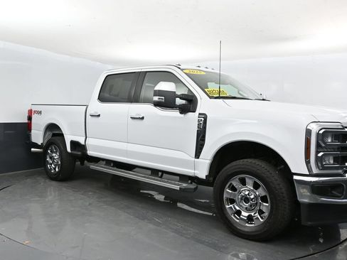 Used 2025 Ford F250 Lariat w/ Chrome Package AWD/4WD image 5