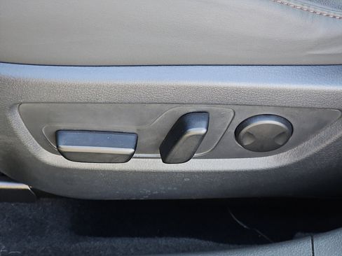 Used 2022 MAZDA CX-30 AWD 2.5 S w/ Premium Package image 26