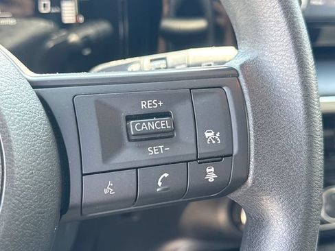 Used 2025 Nissan Kicks S FWD image 25
