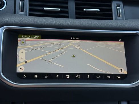 Used 2019 Land Rover Range Rover Evoque SE Premium image 25