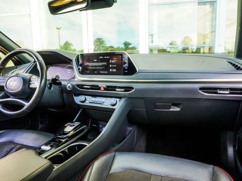 Used 2023 Hyundai Sonata SEL Plus FWD image 19