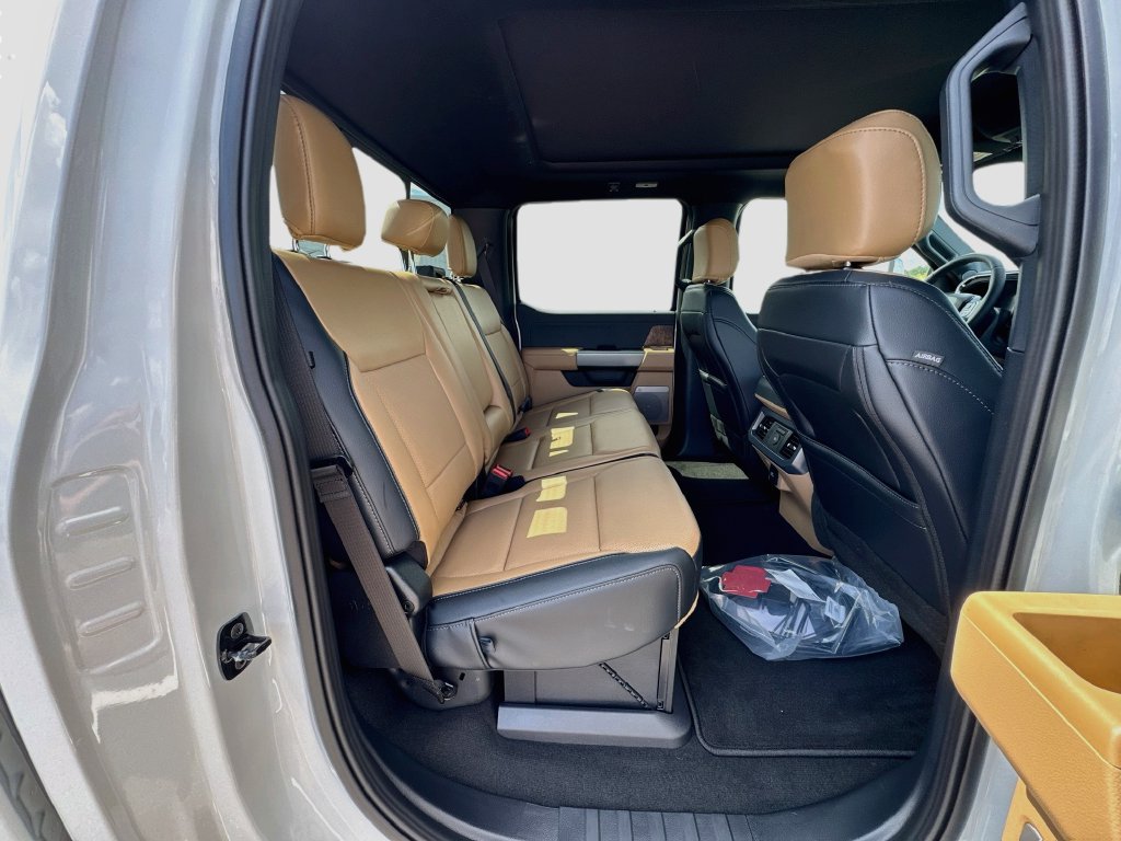 New 2026 Ford F250 Lariat w/ Lariat Ultimate Package AWD/4WD image 29