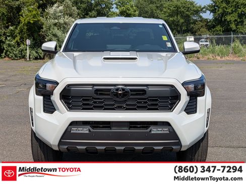 Certified 2026 Toyota Tacoma TRD Sport w/ TRD Sport Upgrade Package AWD/4WD image 8