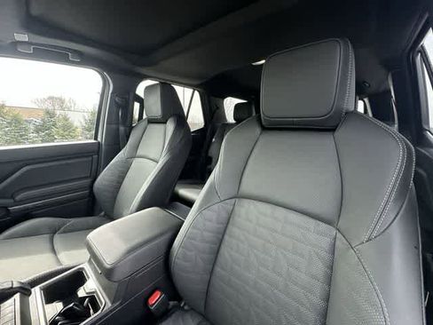 Used 2025 Toyota 4Runner TRD Sport Premium w/ Tow Technology Package image 16