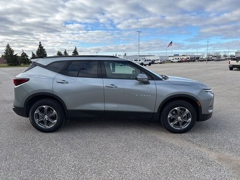 Certified 2024 Chevrolet Blazer LT w/ Convenience Package image 4