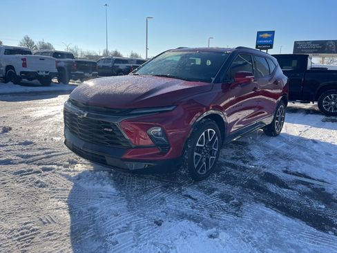 Certified 2024 Chevrolet Blazer RS w/ Driver Confidence II Package image 6