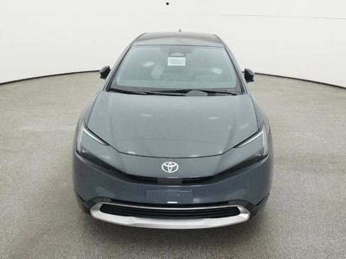New 2025 Toyota Prius Plug-In Hybrid image 2