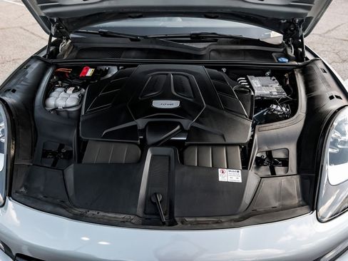 Used 2021 Porsche Cayenne image 55