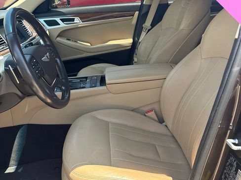 Used 2016 Hyundai Genesis 3.8 RWD image 15