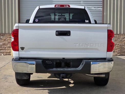 Used 2015 Toyota Tundra SR5 RWD image 4