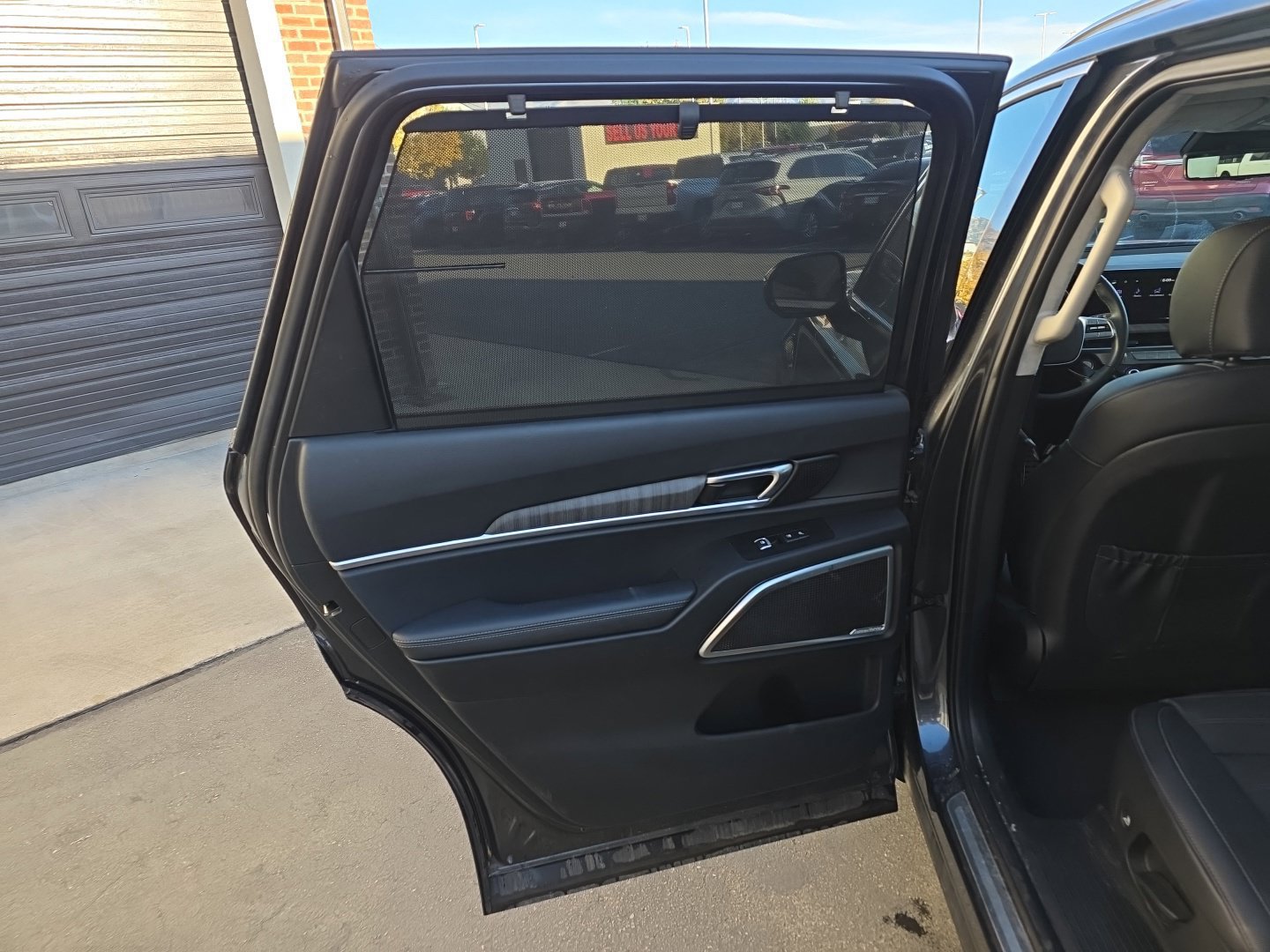 Used 2024 Kia Telluride SX Prestige AWD/4WD image 30