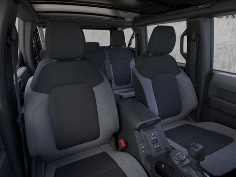 New 2025 Ford Bronco 4-Door AWD/4WD image 10