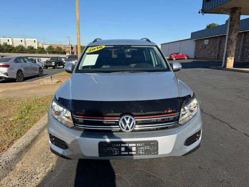 Used 2016 Volkswagen Tiguan S FWD image 2