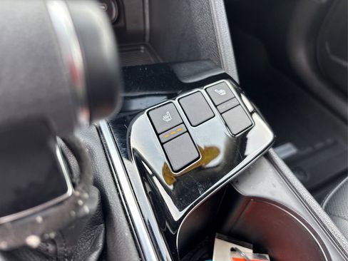 Certified 2025 Kia Sportage EX w/ Premium Package image 31