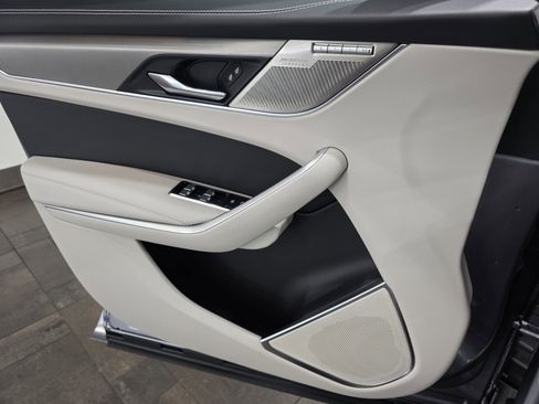 New 2026 Jaguar F-PACE R-Dynamic S image 19