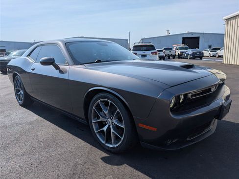 Used 2022 Dodge Challenger GT RWD image 7