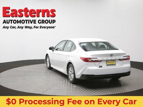 Used 2025 Toyota Camry LE FWD image 65