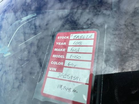 Used 2018 Ford F150 XLT w/ Equipment Group 302A Luxury image 5