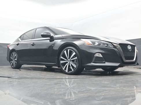 Used 2021 Nissan Altima 2.5 SR image 24
