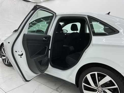 Used 2019 Volkswagen Jetta GLI FWD image 22