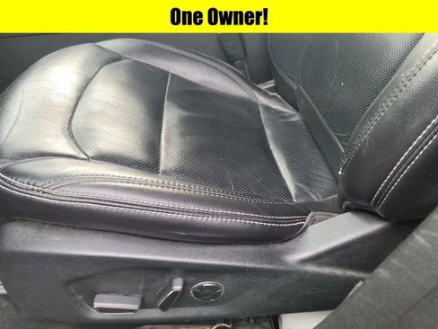 Used 2017 Ford Explorer Limited w/ Equipment Group 301A image 8