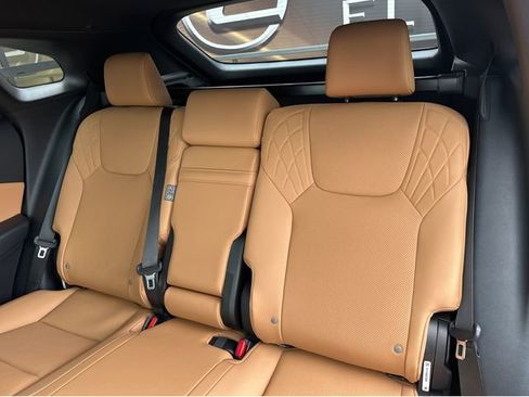 New 2026 Lexus RX 350h AWD/4WD image 18