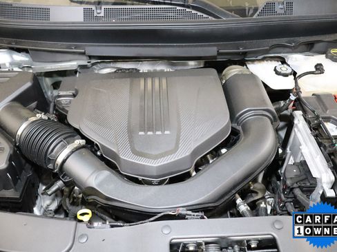 Used 2024 Chevrolet Traverse LT FWD image 15