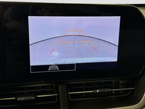 Used 2024 Chevrolet Trax RS image 13